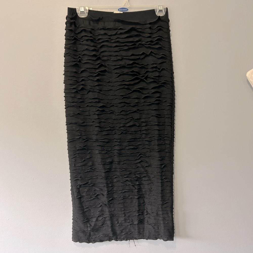 Black Textured Pencil Skirt - Size 1